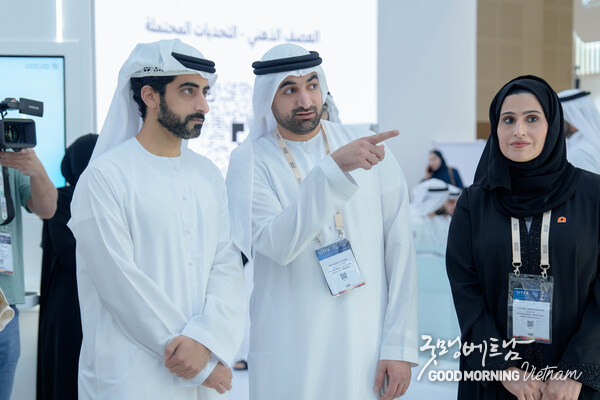 Salem bin Abdulrahman Al Qasimi Visits the Government of Sharjah Pavilion at GITEX Global 2025
